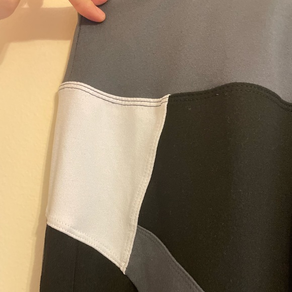 MTA Sport Multi-Tone Athletic Leggings - Picture 3 of 9